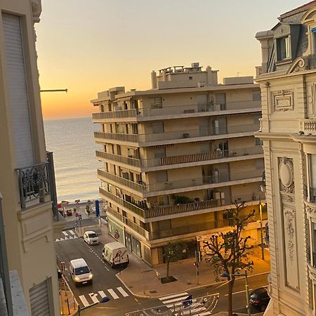 Les Fleurs Astoria Apartamento Menton Exterior foto